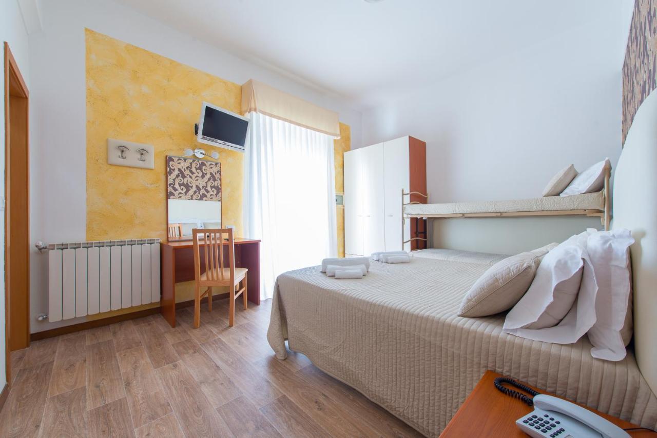 Hotel Galassia Rimini Extérieur photo