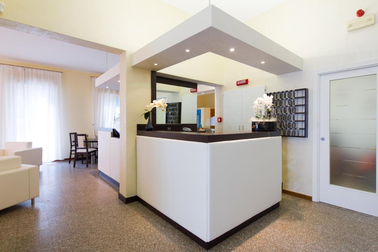Hotel Galassia Rimini Extérieur photo