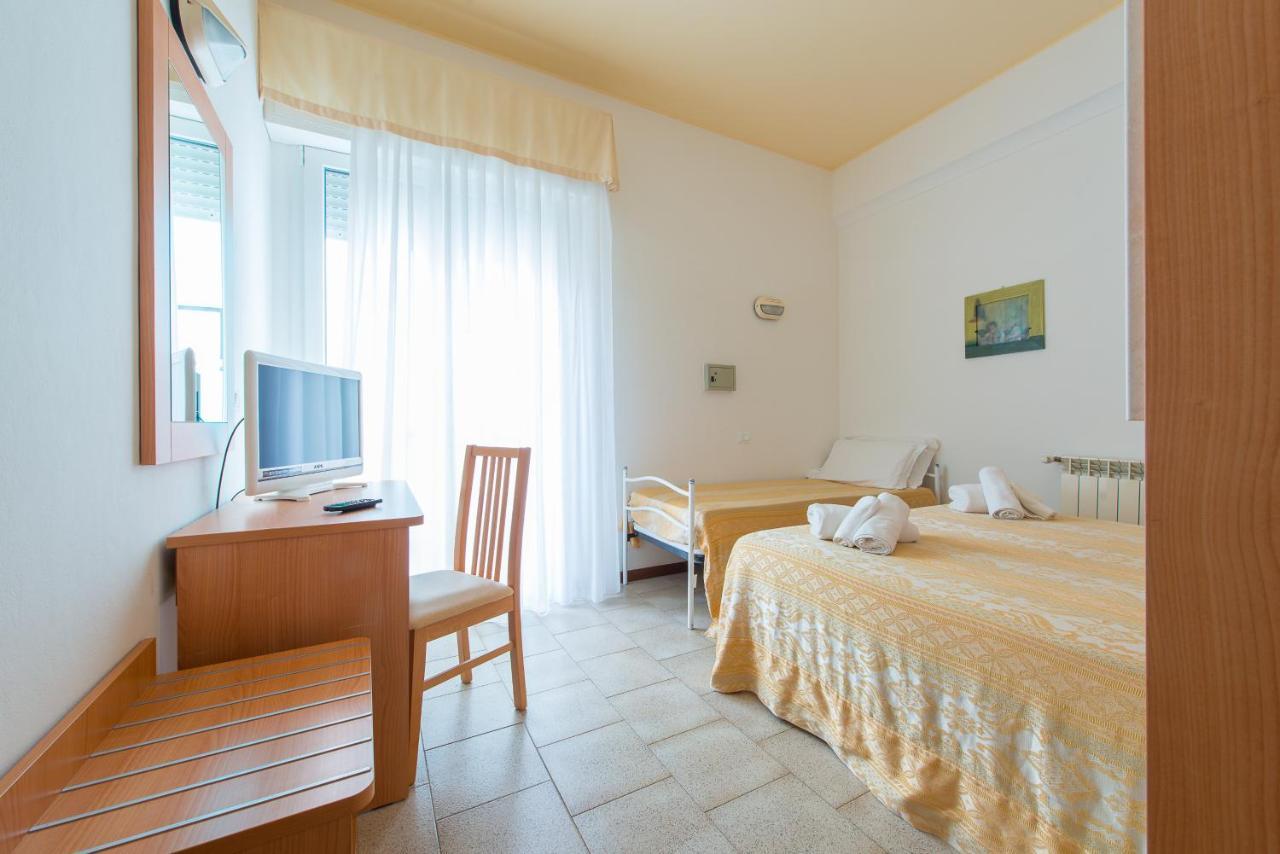 Hotel Galassia Rimini Extérieur photo