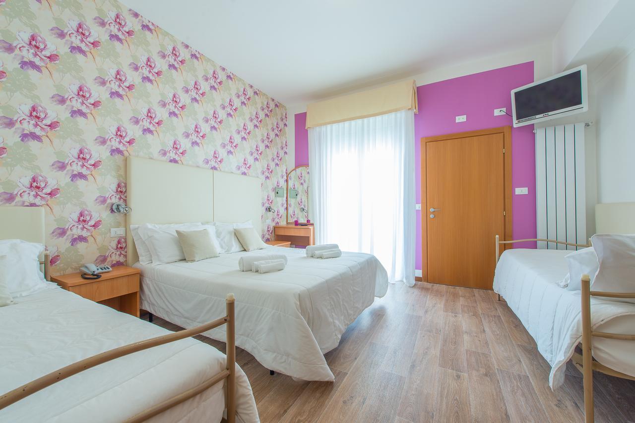 Hotel Galassia Rimini Extérieur photo